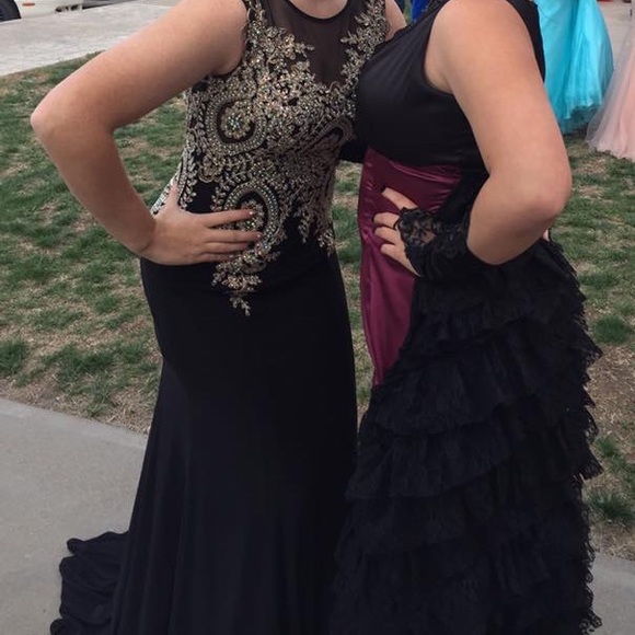 Prom Dress (Long) - Picture 2 of 5